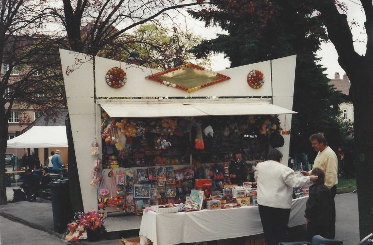 Verkaufsanhänger schnitt